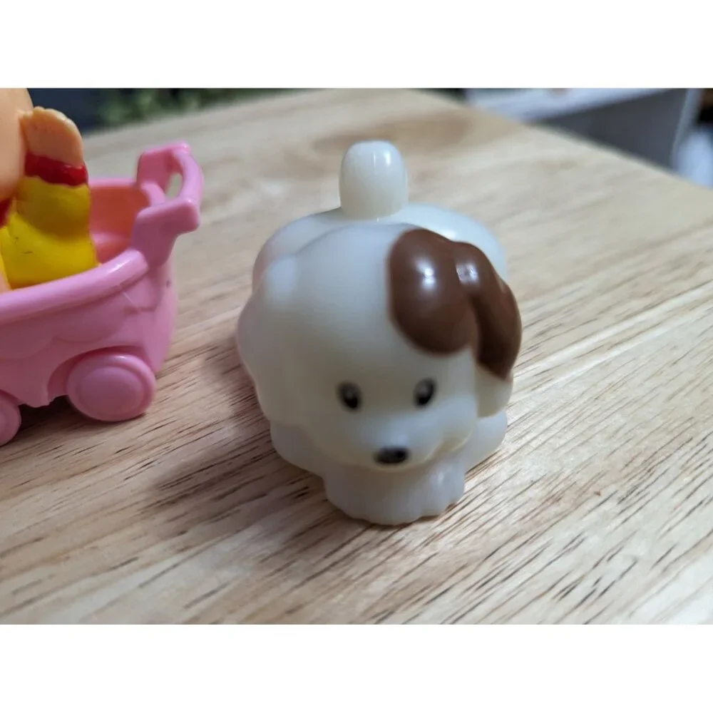 Y2K 1999 #22307 RedBox Family DollHouse replacement Baby Pram & brown‎ white dog